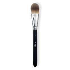 Backstage Light Coverage Fluid Foundation Brush N°11