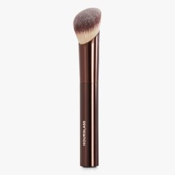 Ambient Soft Glow Foundation Brush