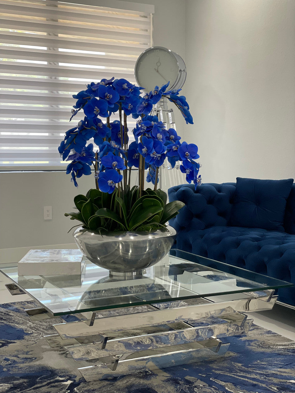 Ave_Blue__56044.1661017895.1280.1280